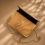 drewniana-torebka-damska-archi-silver-ash-otwarcie.webp