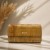 torebka-wizytowa-z-drewna-vesper-natural-movingue-aura-front.webp
